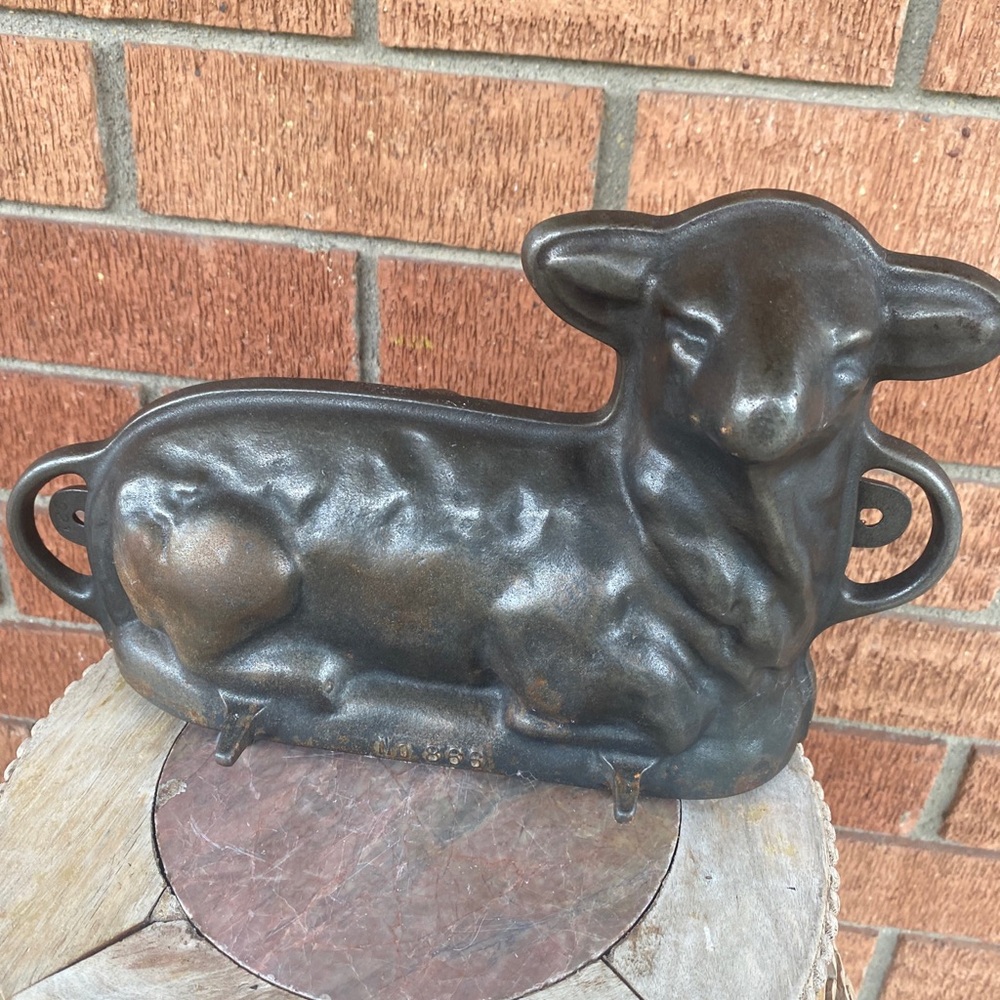 Antique Bakery Vintage Cast Iron Lamb Sheep
Cake Chocolate Mold 2 Piece Set #866